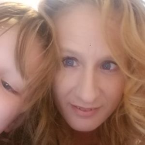 Meet your Posher, Holly